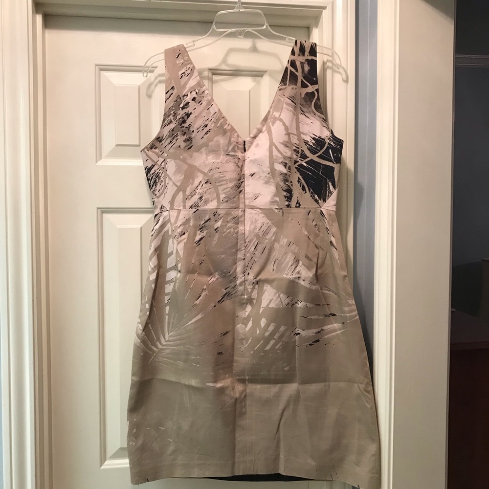 Elie Tahari Beige and Brown Sleeveless Dress - Picture 2 of 3